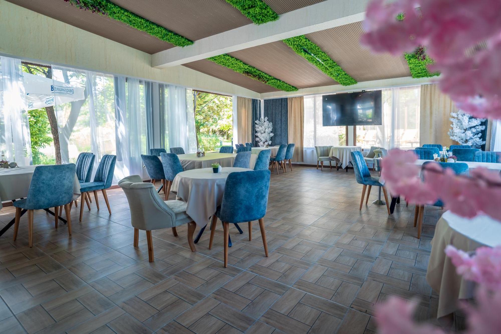 Спа Апартаменти За Гости Затворен Комплекс Емералд Ravda Exterior foto